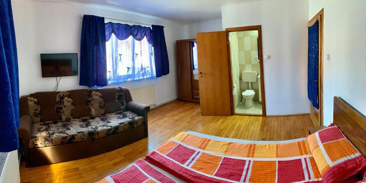 Casa Debora Hotel ฮาเซก ภายนอก รูปภาพ